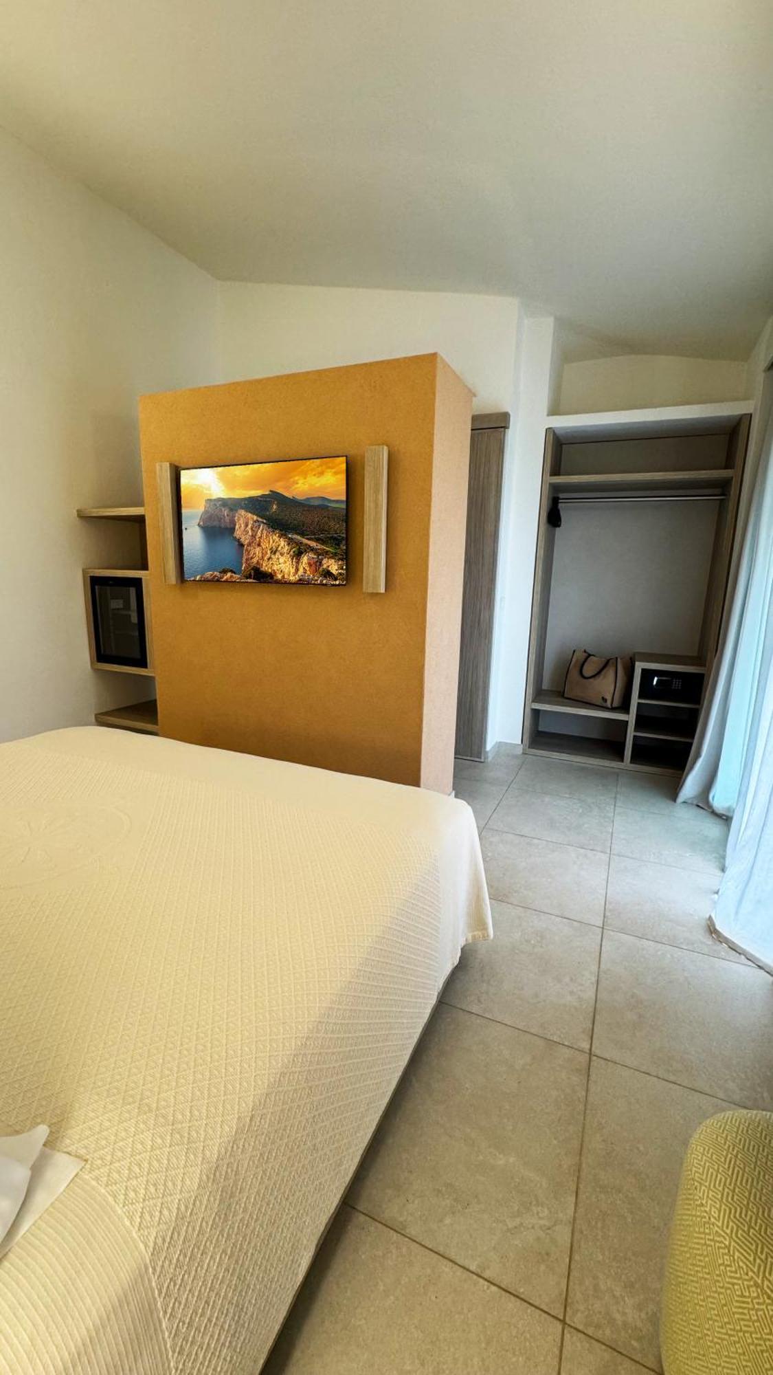Sant'Elmo Beach Hotel Castiadas Δωμάτιο φωτογραφία